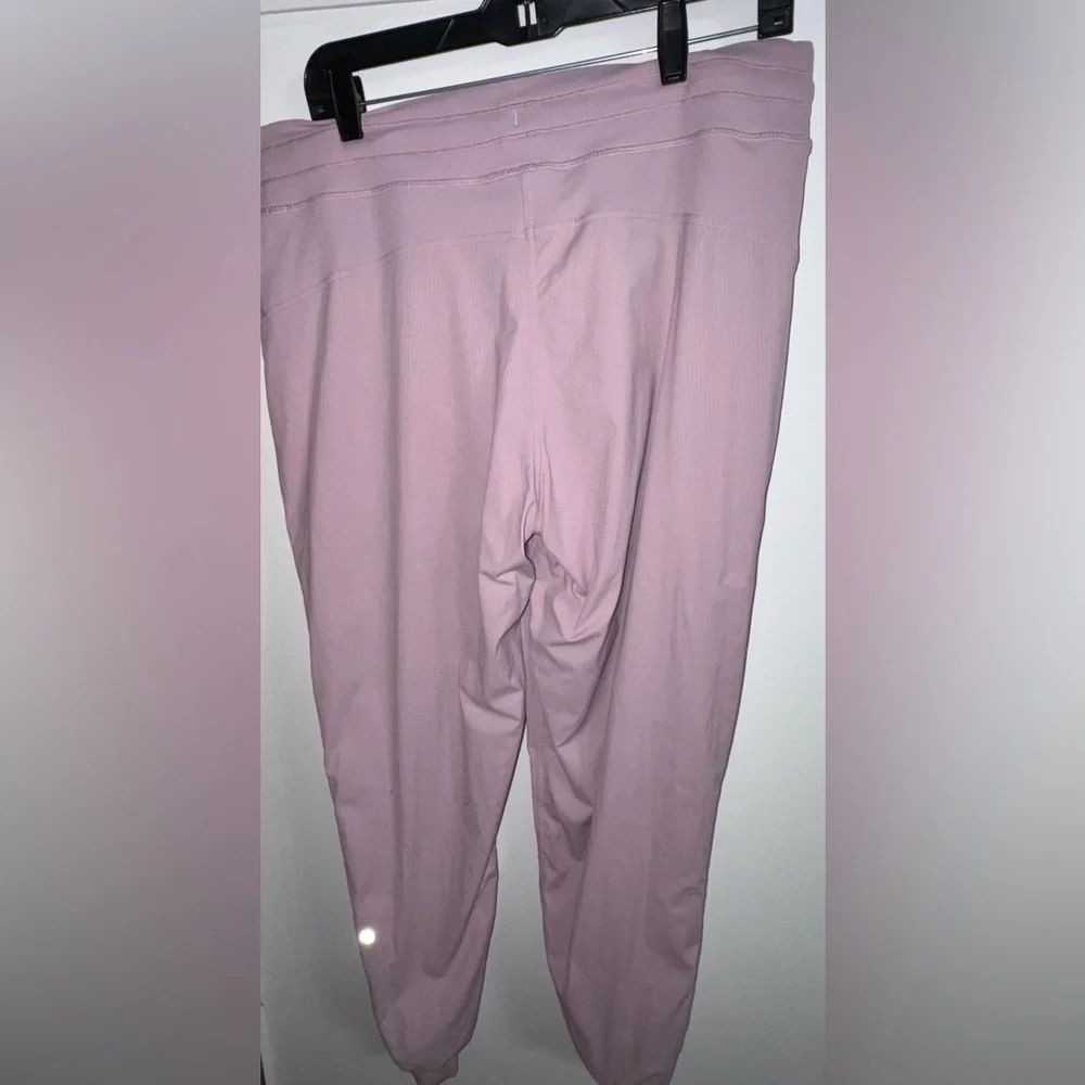 Lululemon Women's Pink dance studio joggers lined ****PLEASE READ DESCRIPTION*